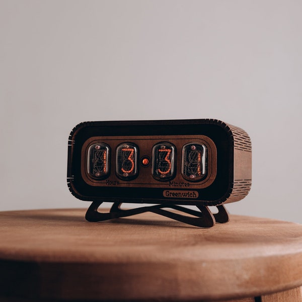 Rohruhr Nixie In-12, Vintage Uhr aus Holz, Digitaluhr, Bulb Uhr, Nixie Uhr, Horloge Uhr, Schreibtischuhr