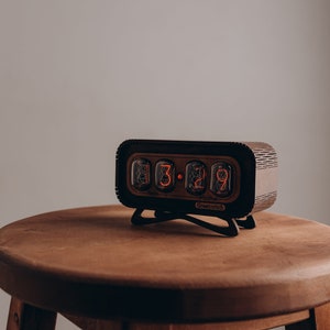 Nixie tube clock In-12, Vintage wooden clock, Digital clock, Bulb clock, Nixie uhr, Horloge clock, Desk clock image 3