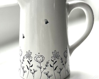 Bee & wild flower jug