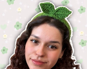 Diadema de brotes de ganchillo