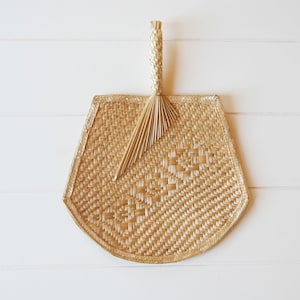 Vintage Palm Leaf Fan Wall Hanging: MCM Wicker Decor