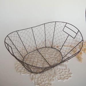Large Vintage Wire Egg Basket with Handles: Farmhouse Decor