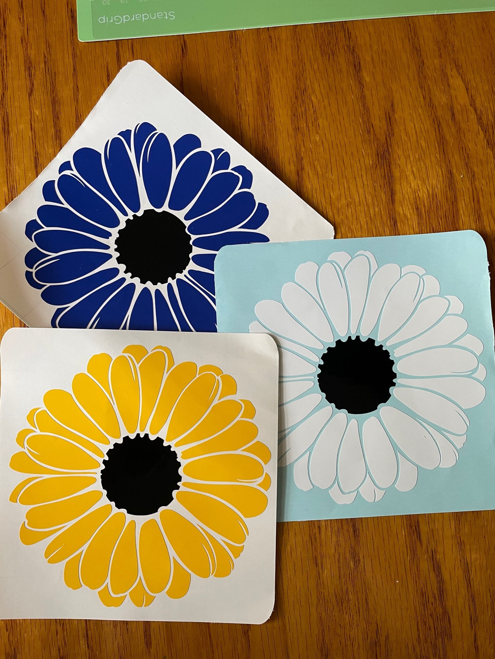 Daisy Decal Daisy Car Decal Daisy Laptop Decal Daisy Vinyl Etsy