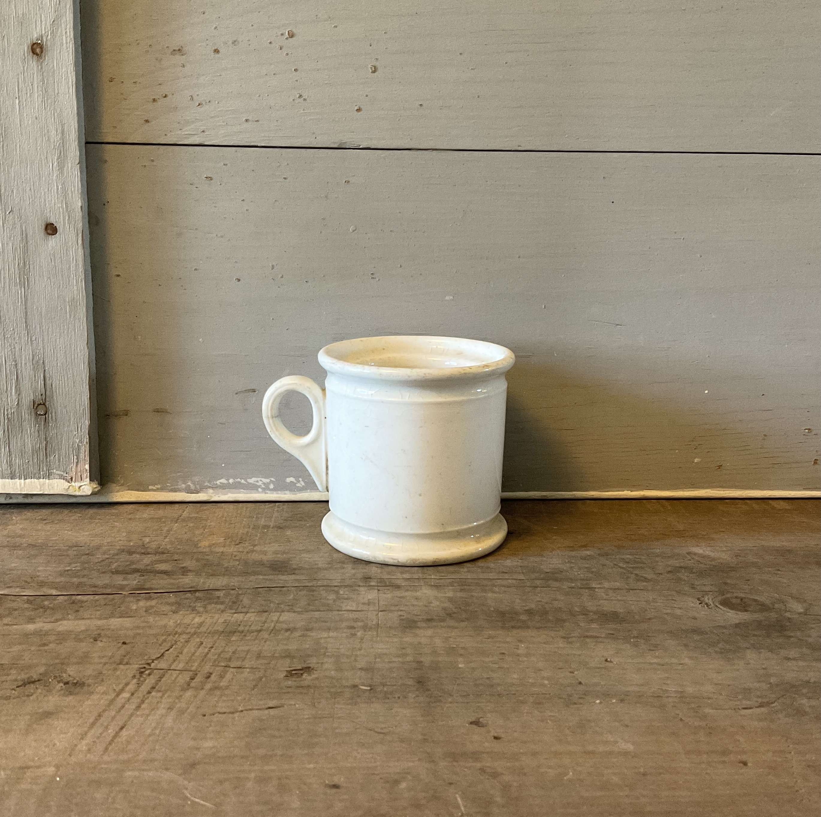 JL Vintage Shaving Mug & Brush (JL) JL Vintage Shaving Mug & Brush (JL)