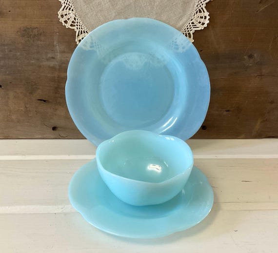 Vajilla vintage de opalina, platos para cena, ensalada y tazón