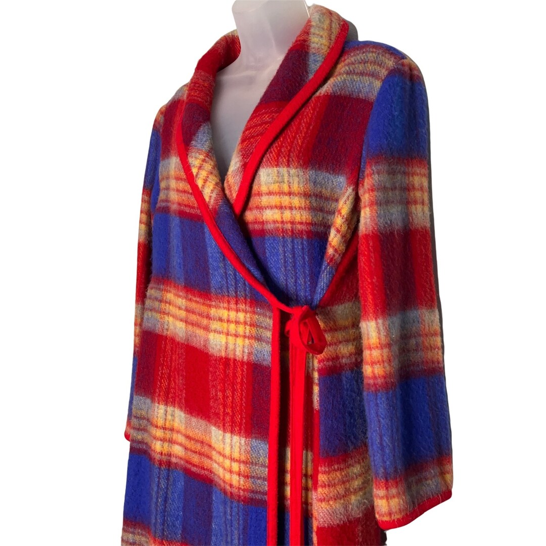 Vintage Orlon JC Penney Plaid Wrap Robe Dressing Gown Plush Shawl