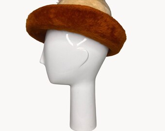 Vintage 60s 2 Tone White Rust Brown Breton Pinched Crown  display picture 1