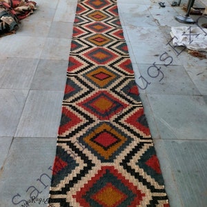 Kilim runner alfombra de yute de lana tejida a mano alfombra Kilim Dhurrie hecha a mano, motivos orientales tradicionales indios geométricos turcos decoración del hogar imagen 2