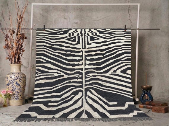 Zebra Pattern  Kilim Rug, Handwoven Rug Wool Jute Rug, Kilim Jute Rug, Flatweave Rug, Bohemian Rug, Indian Dhurrie Rug, Navajo Kilim Rug