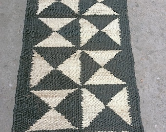 Handgemaakte zwart-witte jute loper: boho vloerkleed