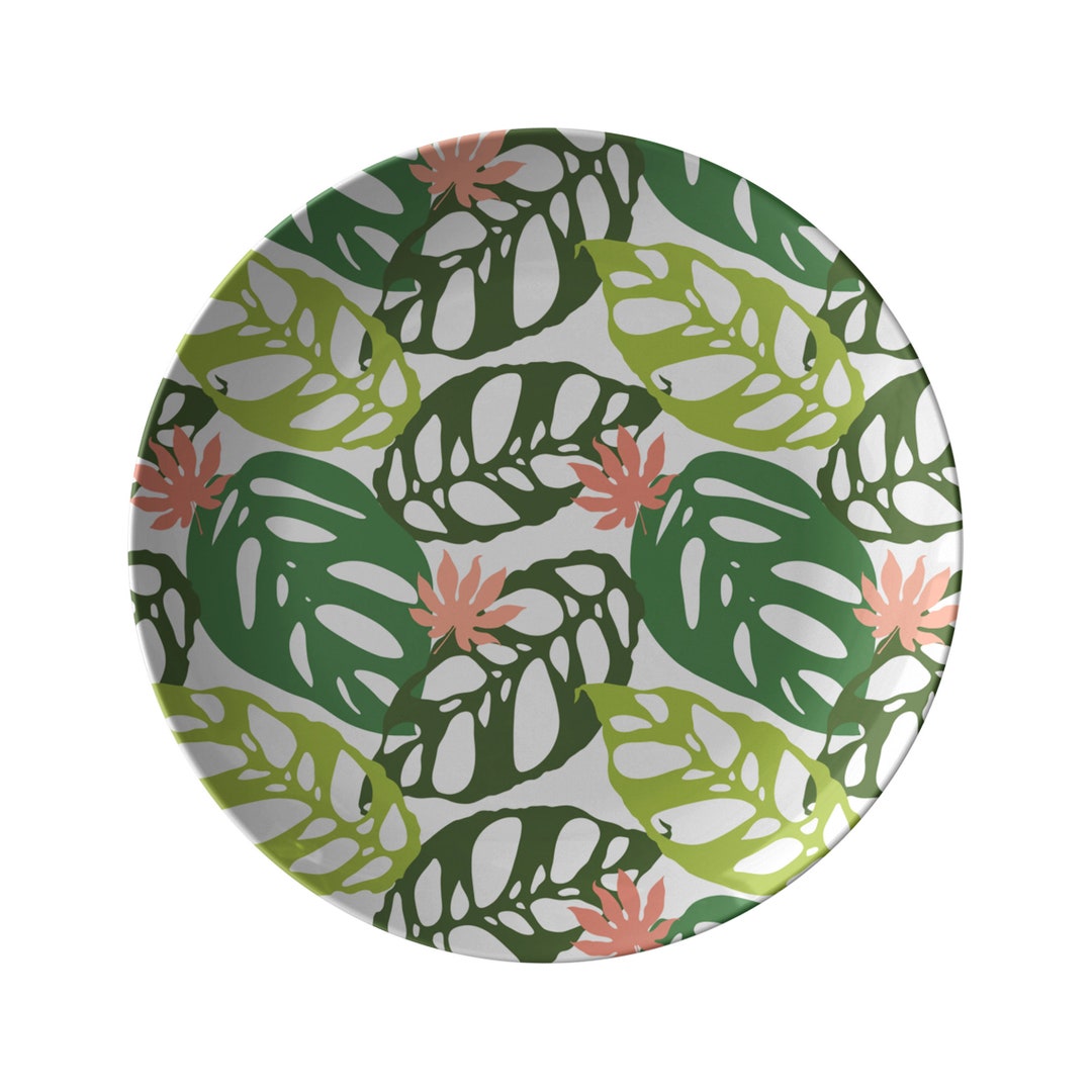Tropical Monstera Leaf Plates, Set of 4, Green, Luxury Plastic