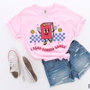 Lesen Sie verbotene Bücher Shirt, ich lese verbotene Bücher, ich lese verbotene Bücher Shirt, verbiete Bücher Shirt, Lese Shirt, Bibliothekar Shirt, lustiges Lese tee