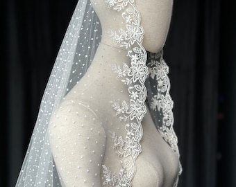 Dotted Tulle Veil. Polka Dot Veil. Mantilla Veil. Vintage Inspired Lace Veil. Polka dot Veil. Ballet Veil