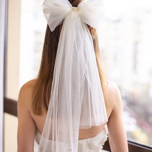 Tulle Bride Hair Bow Glitter Bridal Bow Veil Wedding Hair Bow Etsy
