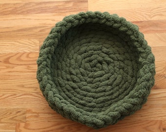 Chunky Crocheted Chenille Pet Bed -Olive green