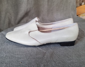 60s pumps UK 5