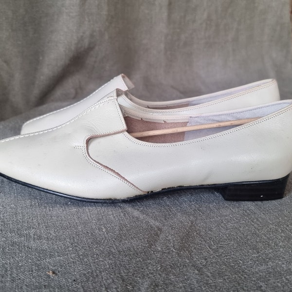 60s pumps UK 5