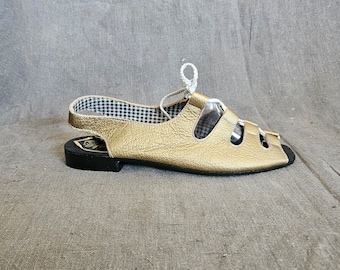 60's golden flats UK 5.5