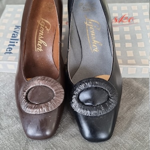 60's pumps brown  UK 4.5