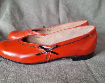 40's pumps UK 3.5 & 4