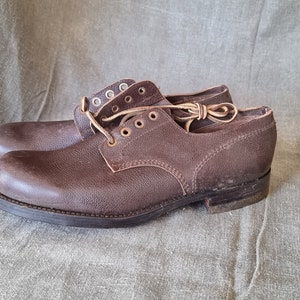 Deadstock handmade 1940s shoes UK 7