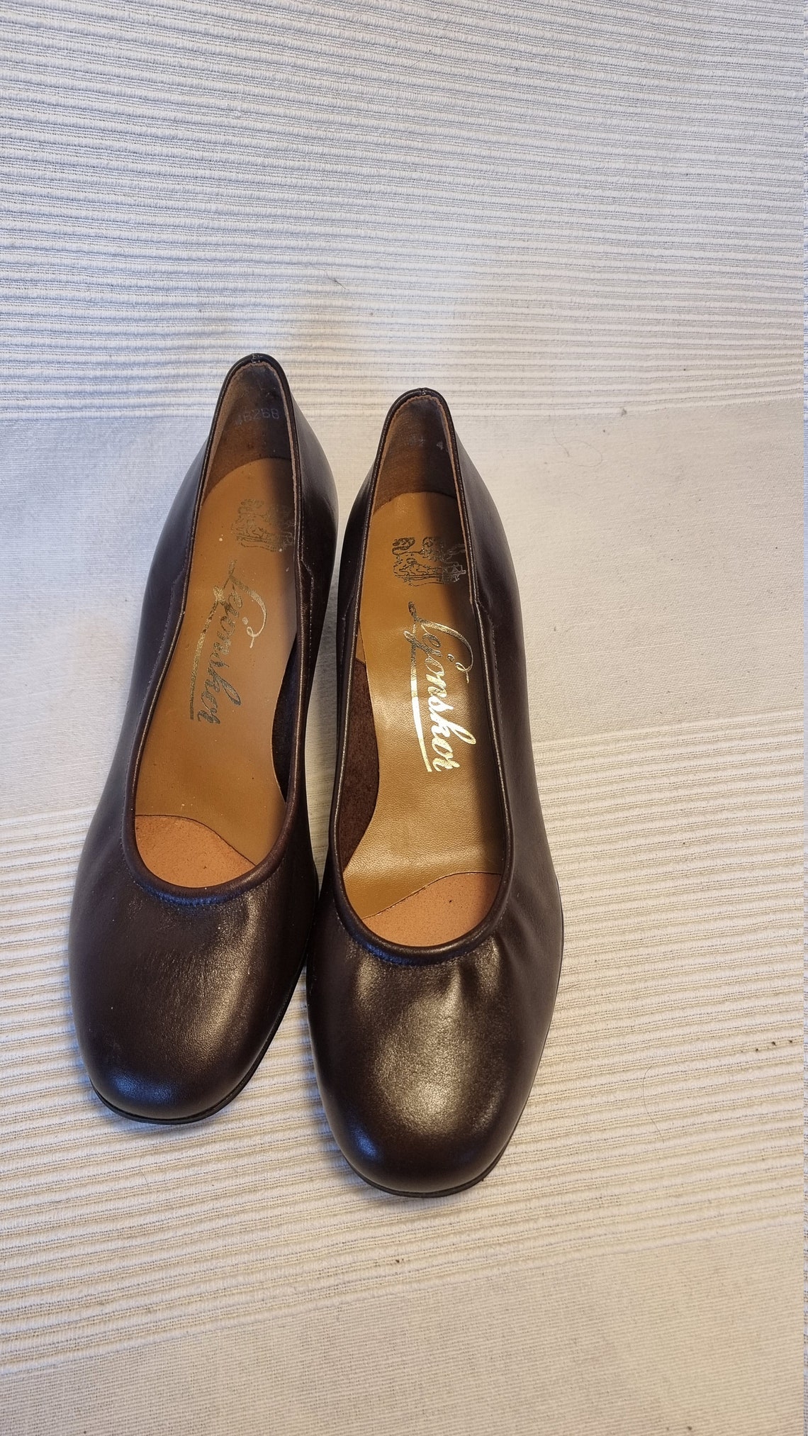 60s Pumps in Black or Brown Available in Sizes UK Between 4.5 | Etsy