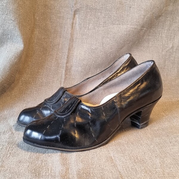 Pompes 50 UK 4 & 4.5
