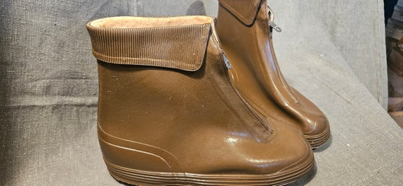 40s/50s  deadstock galoshes over shoes UK 4 - image 3
