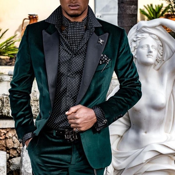 Man green velvet 2 piece suit-wedding suit for groom & groomsmen-prom, dinner, party wear suit-bespoke suit-men's green suits