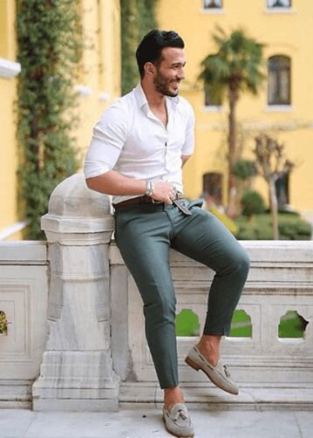 Men's fashion, white shirt, grey pant, white shoes | White shirt men, White  shirt grey pants, Mens streetwear