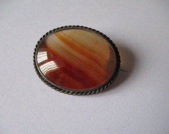 Victorian agate brooch antique – 30 mm x 25 mm