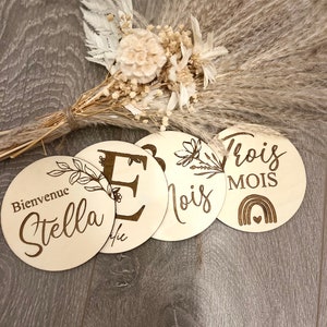 Cartes étapes bébé bois gravé