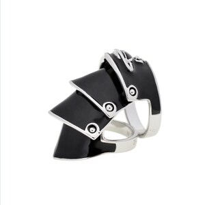 nana anime armour ring,vivienne westwood ring,armor ring image 7