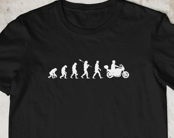 バイク進化Tシャツ、バイカーライフTシャツ、オートバイライダーシャツ（英国）、バイク好きへのギフト、メンズバイクシャツ、バイカーギフト