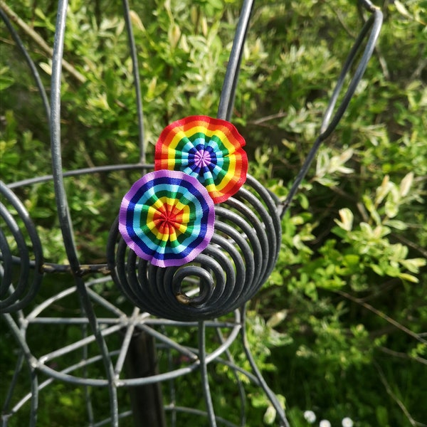 Cocarde Arc en Ciel / LGBT "Made in France" (Broche Multicolore - Rainbow - Rosette - Proud -  - Peace - Gaypride - LGBT+)