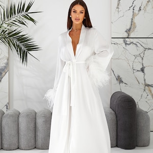 Brautjungfer Robe aus weißer Seide mit Straußenfedern, transparente Maxi Hochzeit Dessous
