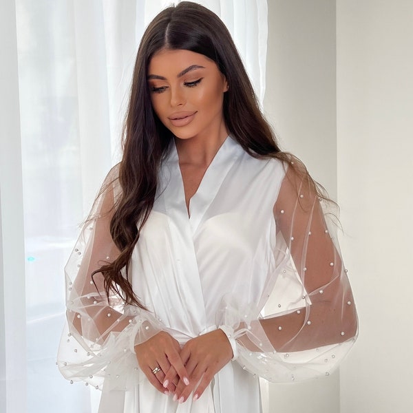 White bridal robe Bride robe for wedding day Plus size bridal robe Bridal robe with wide sleeves with pearls Satin robe