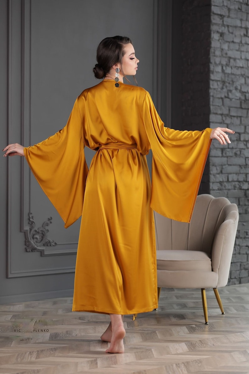 Silky Kimono sleeves long robe Long silk robe Black robe Bridal long robe Long dressing gown Long sleeve robe Maxi robe
