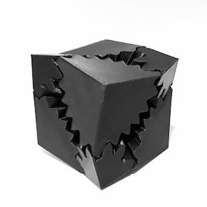 Rotating Gear Cube | 3D printed | Fun fidget toy/ desk decoration | Any Colour