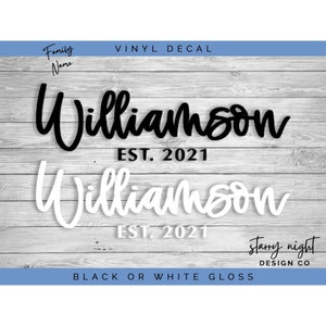 Family Last Name Vinyl Decal for Frames, Coffee Cups, Water Bottles, Car, Laptop, Notebooks