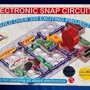 Snap Circuits Classic SC-300 Electronics Kit Vintage STEM Homeschool Toy New Open Box 300+ Science Projects Gift For Kids | CommonManCards