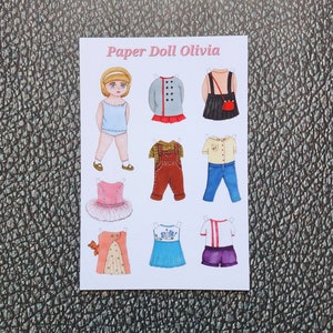 Cartolina “Bambola di carta Olivia”