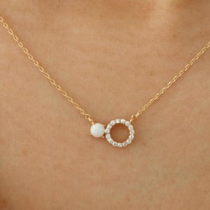 Colar com pingente lateral de opala e cristal de gema dupla, delicada corrente banhada a ouro, joias minimalistas com pingente, presente para melhor amiga da madrinha