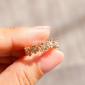 Scattered Sunflower Ring, Dainty All Over Gold, Silver, Mini Flowers, Fine Detailed, Adjustable Size, Silver, Minimalist, Delicate Her Gift