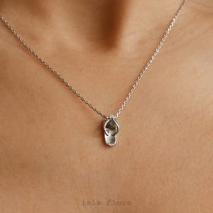 Simple Sandal Flip Flop Pendant Necklace, Silver Beach Jewelry, Summer Vibes, Care Free, Coastal, Minimalist Jewelry, Girlfriend, Her Gift
