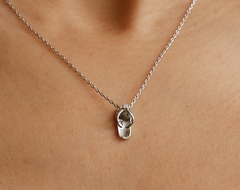 Simple Sandal Flip Flop Pendant Necklace, Silver Beach Jewelry, Summer Vibes, Care Free, Coastal, Minimalist Jewelry, Girlfriend, Her Gift