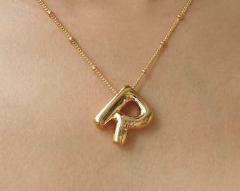 Large Chunky Letter R Necklace, Gold Satellite chain, Bubble Balloon Alphabet Pendant, Personal Name Jewelry, Cute Bridesmaid Bestie Gift