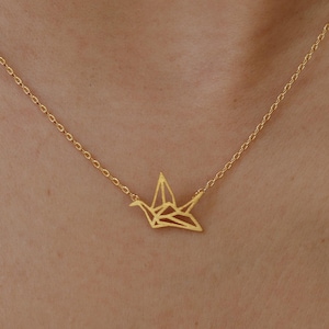 Dainty Origami Crane Cutout Pendant Necklace, Gold Simple Jewelry, Meaningful, Childhood Craft, Minimalist Jewelry, bridesmaid Daughter Gift