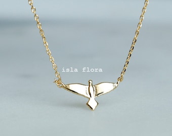 Minimalistic Simple Dove Pendant Necklace, Spread Wing Aesthetic Mini Dainty Bird Jewelry, Bridesmaid, Fine Detail, Gold Dipped Nature Gift
