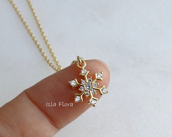 Dainty Crystal Snowflake Pendant Necklace, Gold Plated Winter Wonderland Jewelry, Snow Flake Plated Chain, Minimalist, Bridesmaid Gift